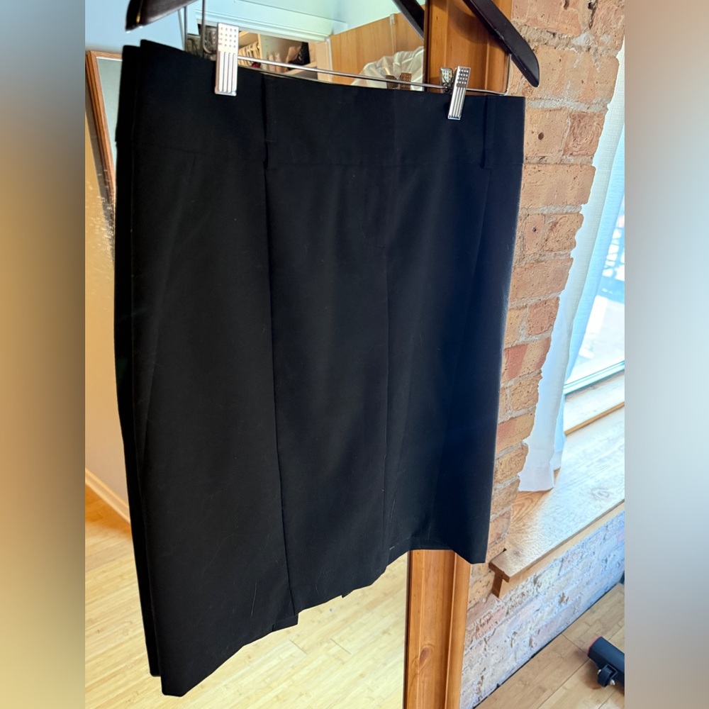 Express classic Black Pencil Skirt - Picture 3 of 5